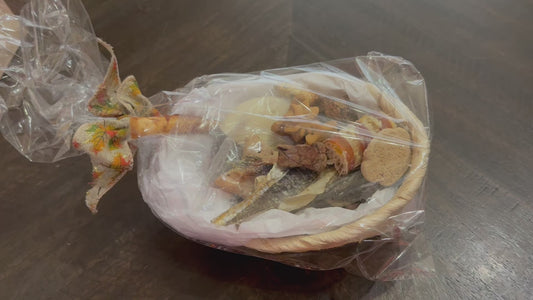 Small Bark-uterie Basket